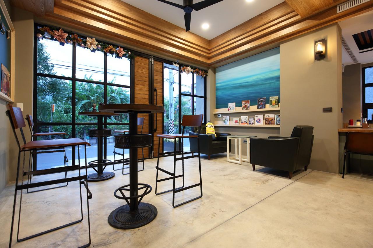 Midori Hostel Hualien stad Exteriör bild